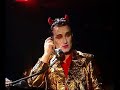 Mr. Macphisto Sings 