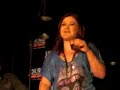 Kelly Clarkson drinking Chivas (Funny!)