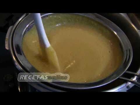 Una delicia marina: así se prepara una crema de mariscos