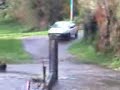 ford fiesta 1.1 cruzando el rio