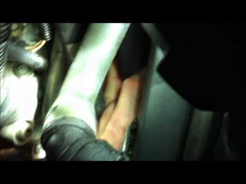 DIY: Replacing Water Pump and Thermostat BMW E90 325i