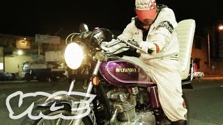 時を翔る暴走族 過去・現在・未来 LIVING ON THE EDGE