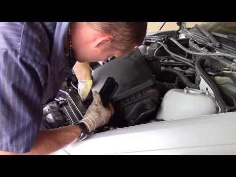 BMW E46 Expansion Tank Replacement