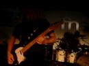 showcase d'empyr du 17 mai

fred � sa bretelle de guitare mal mise...