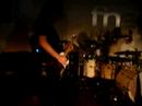 showcase d'empyr du 17 mai

fred � sa bretelle de guitare mal mise...