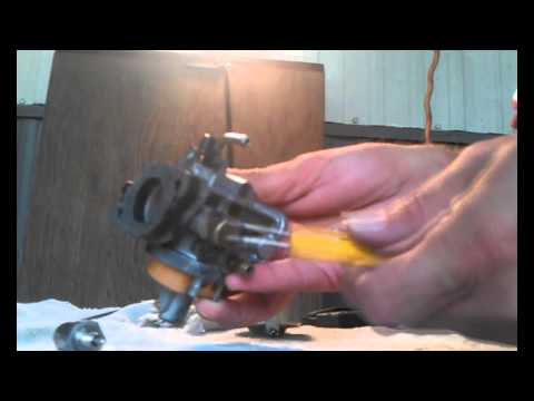 how to clean a carburetor on a riding lawn mower