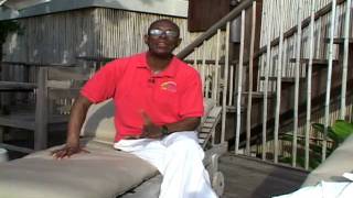 GlobeTrotter Jon Haggins TV in Thailand Pt 1