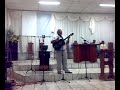 Brizola canta O escudo