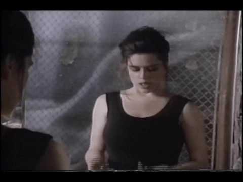 Neve Campbell