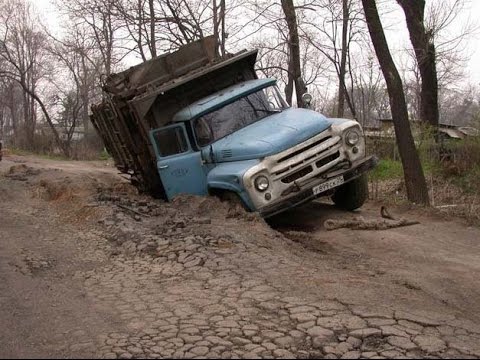 Годі допомагати Донбасу, Сирії, допоможи Росії. Годі допомагати Донбасу, Сирії, допоможи Росії.