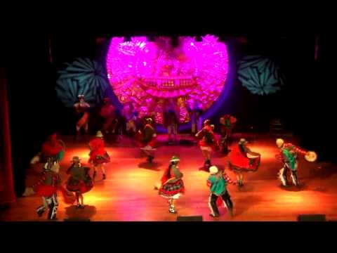PUNCHAY - En nuestro XIII Aniversario en homenaje al Glorioso Mártir Patrón San Sebastian Teatro Municipal diciembre del 2014.
