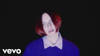 MUNA - Who tekst piosenki