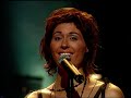 wonderful perfomance by the norwegian superstar sissel. this american classic has been sung by manygreat artists, but i think sissel`s version beat them all.
taken from her in symphony-concert in 2001.