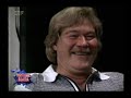 peter petrel muss dabei zusehen, wie ein techniker den ted der hitparade 