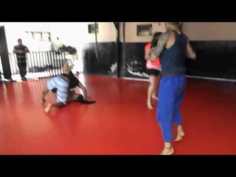 treino de luvinha e sem pano CT Rocian Gracie Goiás