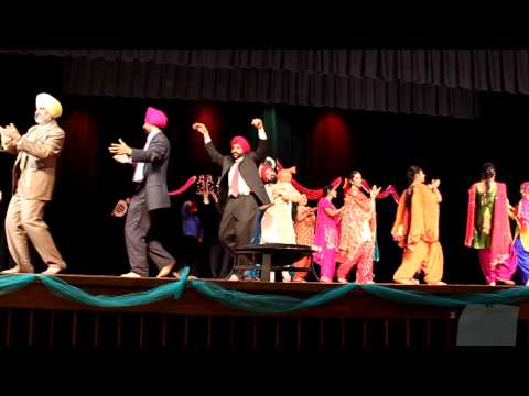 Lohri by Runglaa Punjab - Punjabi Virsa Night 2011.mov