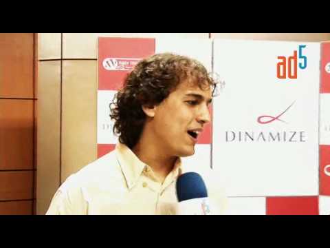 Assistir