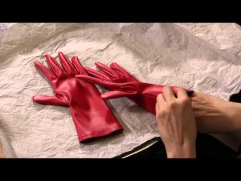 cosplay - With the final costume in hand, Lorraine Cink and Judy Stephens chat with famed cosplayer Yaya Han on tips for walking the Comic-Con floor! Plus, see a tease of Scarlet Witch in action as Judy...