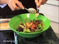 Cocinar es Facilisimo: pita de ensalada japonesa de atún