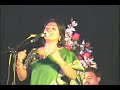 Shubhomita enthralled the audience with her mesmerizing voice at the Durga Puja organized by Kallol, New Jersey, in October 2007. Here we present in several parts a glimpse of a phenomenal evening of great music.