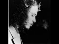 BIzzy Bone - Hit Da Reefa (w/Intro screwed) BIzzy Bone - Hit Da Reefa (w/Intro screwed)