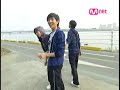 Jonghyun sings \