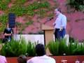 2009-06-13 | Salman Rushdie at Vroman's ~> Salman Rushdie discusses when he first became a writer.  (2:57)