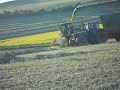 John Deere am Gerste häckseln