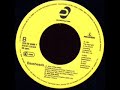 bassheads-non-verbal-communication-edit-1991.html