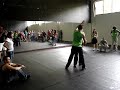 demonstra��o no final da aula (todos os n�veis) de demetrius gon�alves & aneska fran�a no 2�cizoub.
m�sica: ?esqueci o nome? - zouk look