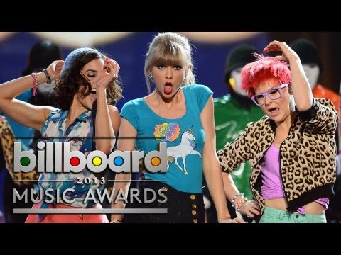 Awards - Taylor Swift