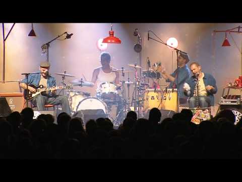 Moussu T Live at La Fiesta des Suds oct2010