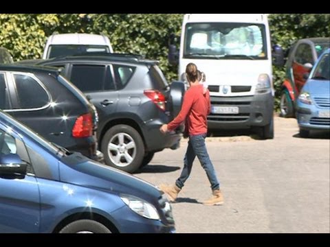 bisbal - David Bisbal se encuentra triste últimamente desde que saltase la noticia de su ruptura con Raquel Jiménez. David Bisbal se refugia en su pequeña Ella, quien...