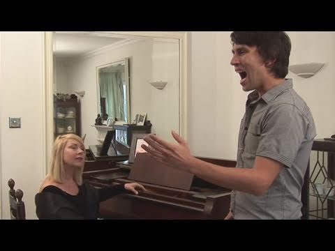 how to practice to sing better