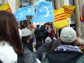 extrait video de renaud siry chanson tibet 2008 prise le 7 avril au trocad�ro lors du passage de la flamme olympique