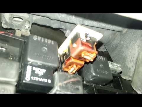 Full Cheap OEM: Turn Signal “Blinkers” Relay Failure Fix on Jeep Laredo 2002