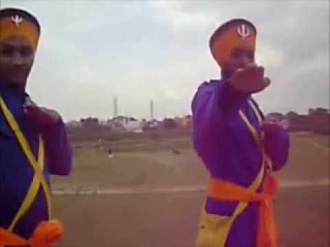 gatka - Visit : http://www.GatkaAcademy.com Contact : Tarif Singh (08560852126), Malkit Singh (09694428240) Join us on Facebook : http://www.facebook.com/sikhawakeni...