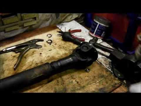 Replacing a Universal Joint – Series Land Rover