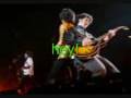 videos de live to party with onscreen lyrics