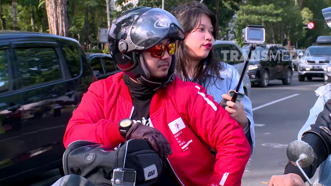 celebrity on vacation