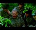 Arensivia muestra a la tropa qué hacer para sobrevivir cuando no hay comida. Ni Rambo, vamos.