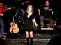 Rachel Tinney performing 