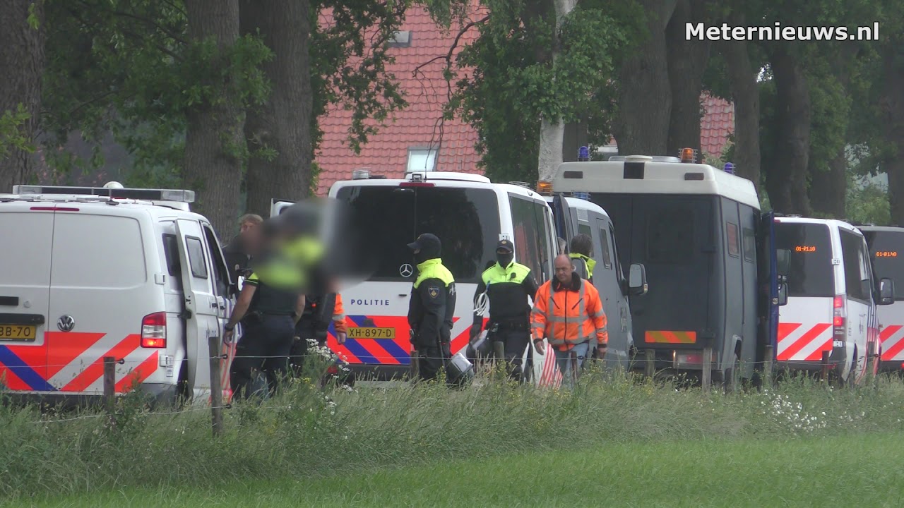 Veel aanhoudingen na demonstratie Boeren in Wijster (Video)