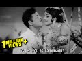 Rajshree & Gemini Ganesan in Madhuraiyil Parand (Poova Thalaiya)