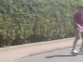 (R)Waveboard auf Bürgersteig.3gp