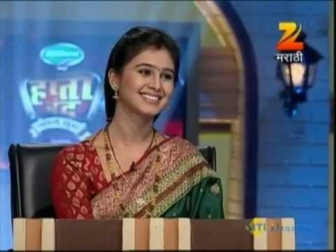 mrunal dusanis - HAPTA BANDH, a unique game show that will provide an opportunity to people of Maharashtra who are burdened by debt, to waive off the burden of their loans by...