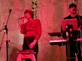 Isla de los Estados - Distraída (en vivo) Isla de los Estados - Distraída (en vivo)