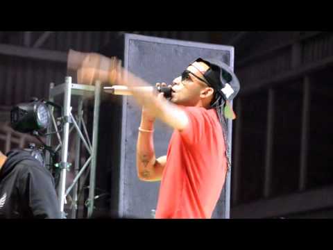 Arcangel  -  Por La Plata Baila El Mono @ Monterrey, Mexico (Live 2013)