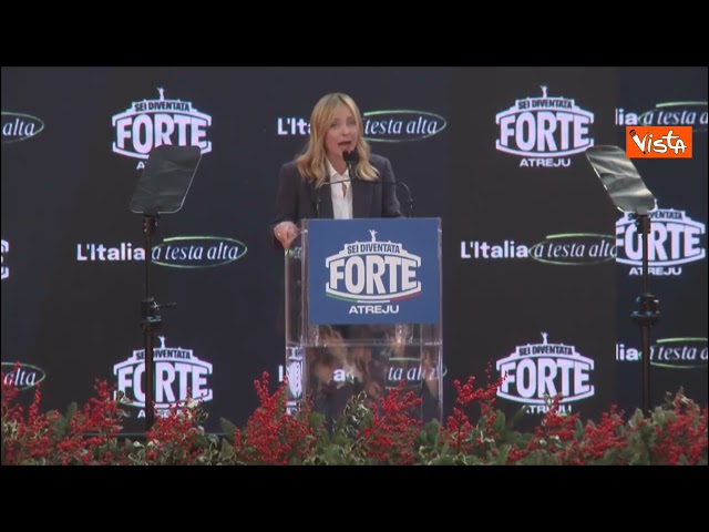 Meloni ad Atreju: Un messaggio a chi continua a dire che sono sola, guardatevi intorno