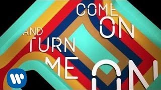 David Guetta - Turn Me On (feat. Nicki Minaj) (Lyric Video)